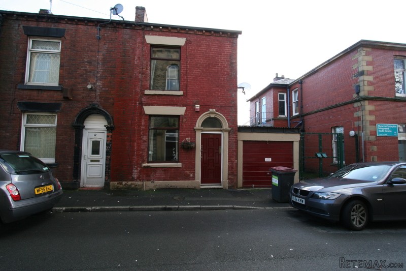 Chapel Street, Shaw, Oldham