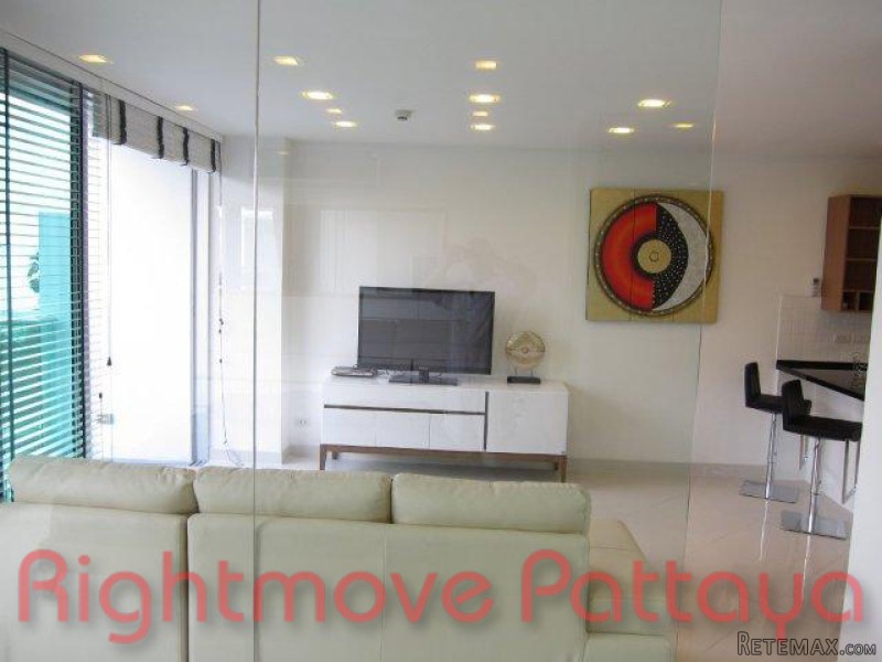2 Bedroom Condo for sale in Wongamat -.. - 2