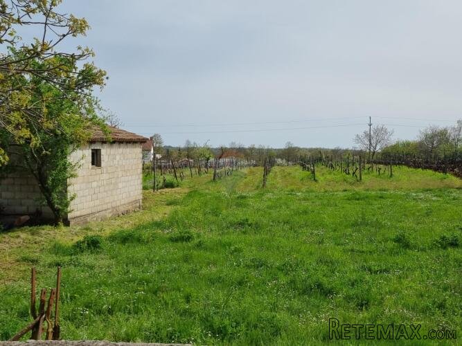 Istra, Žminj okolica - građevinsko zemljište 2055 m2 - 2