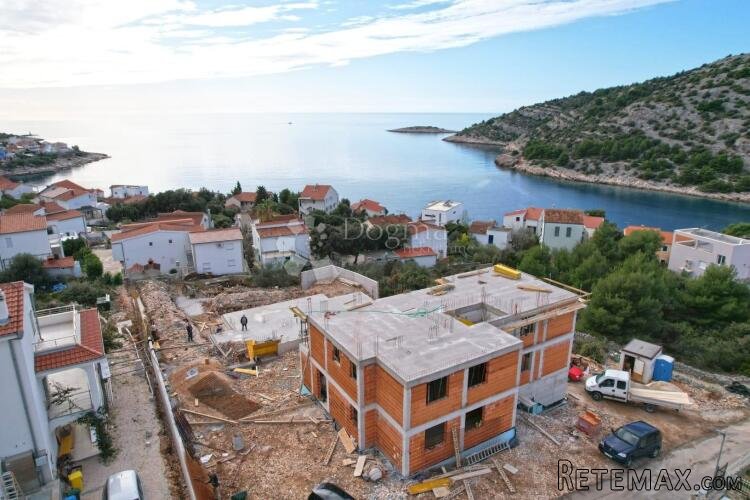 STIVAŠNICA - PENTHOUSE F POTKROVLJE S TERASOM I POGLEDOM NA - 2
