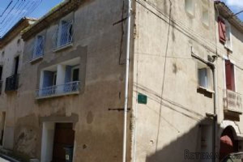 Maison de village a..
