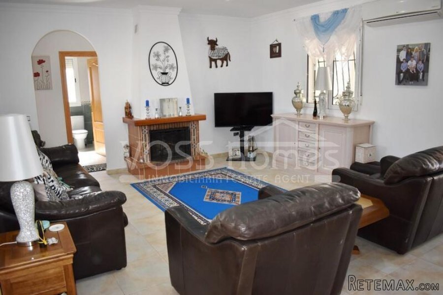 RESERVED MARCH 2022 WITH VOSS HOMES - A spacious, recently.. - 3