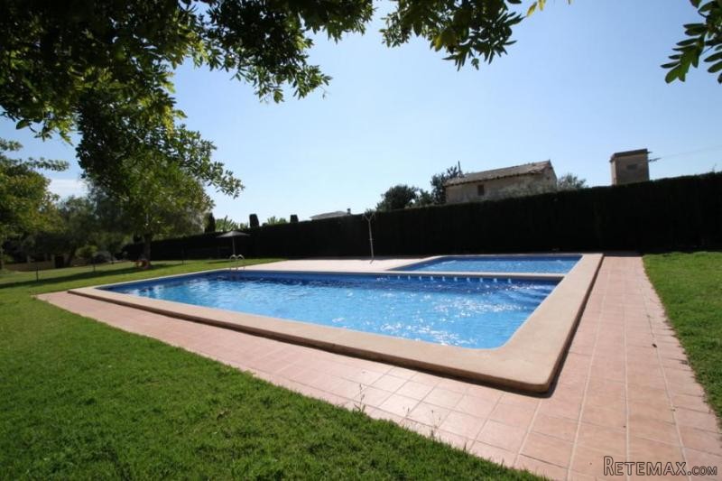 Lovely property on the outskirts of.. - 2