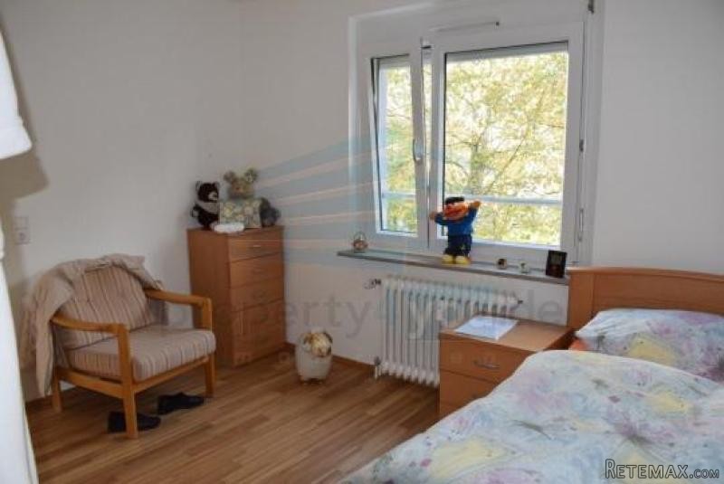 Zimmer in Senioren-WG in Stuttgart zu..