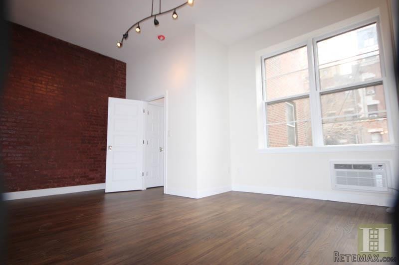 1 bedroom Apartment For Sale: 264 WEST..