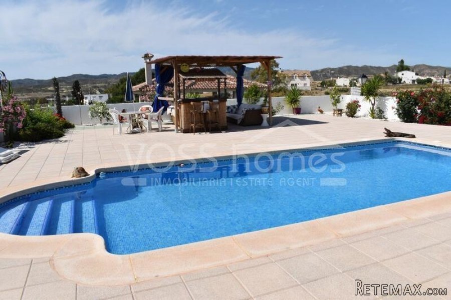 RESERVED MARCH 2022 WITH VOSS HOMES - A spacious, recently.. - 9