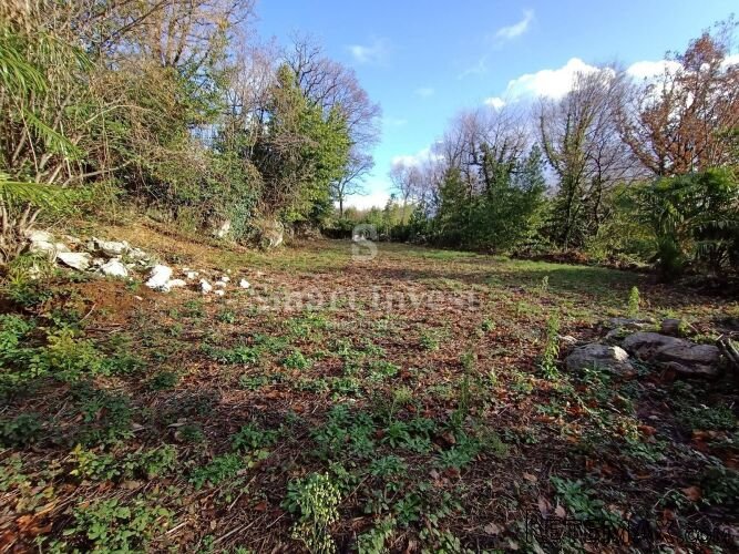 POBRI, građevinsko zemljište od 1832 m2 s pogledom na more!