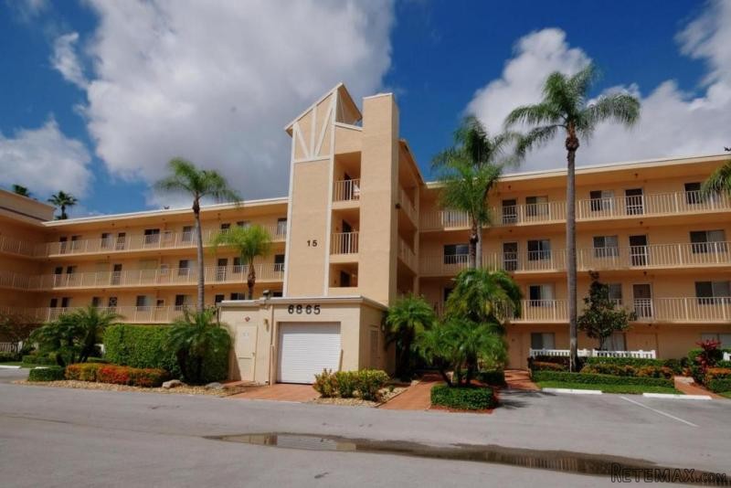 6865 Huntington Lane #303, Delray..