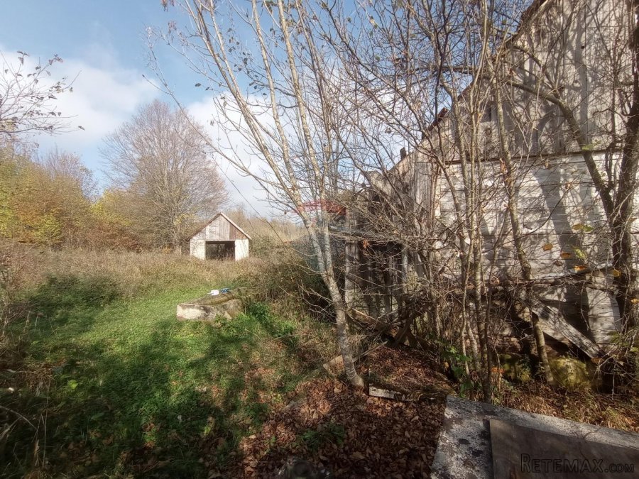Slunj,Primišlje,seosko imanje 60016 m2 zemljišta
