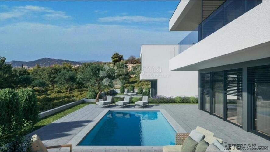 Moderna vila u Grebaštici s pogledom na more – započeta grad