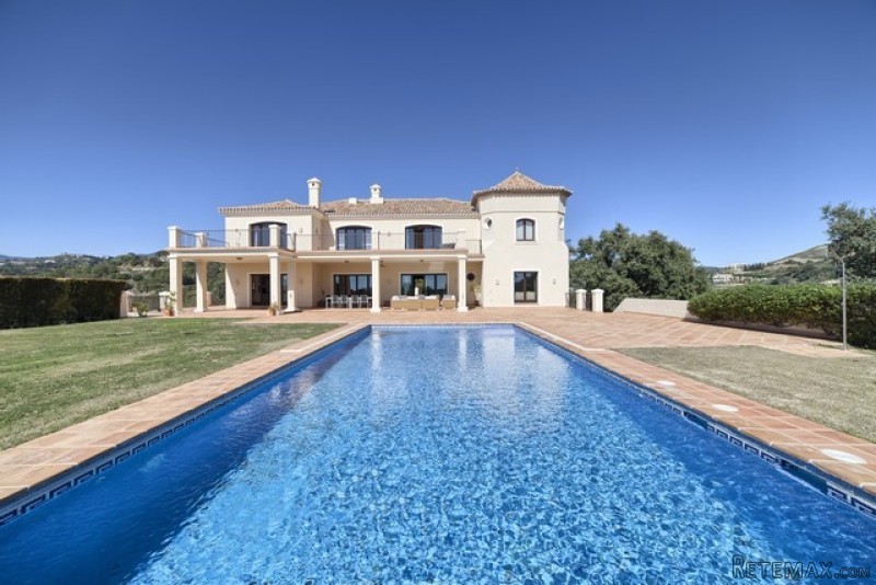 HMO2817 - Villa For sale in Marbella..