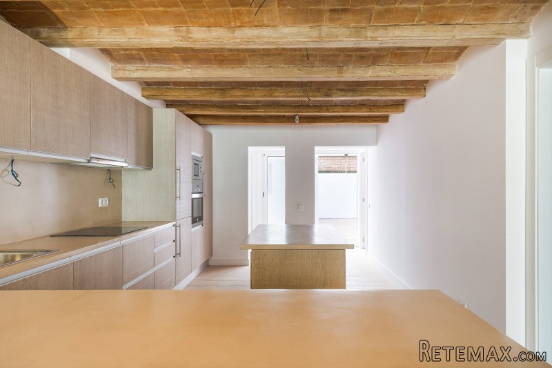 Quiet Loft Style Flat With Patio.. - 2