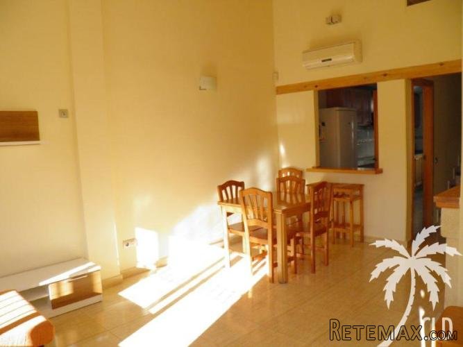 This semi detached property is in excellent conditions and.. - 3