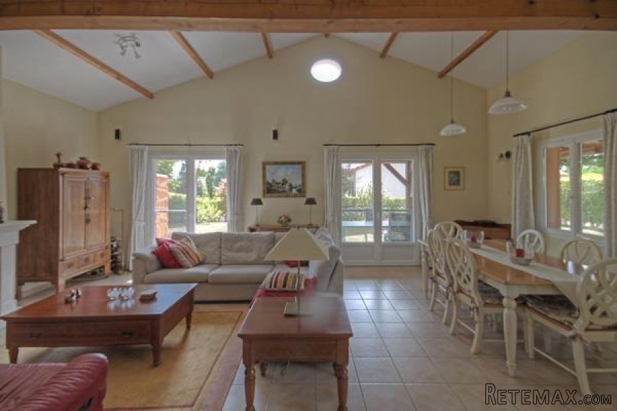 Les Forges (79) - Detached golf villa near 27 hole golf course.. - 4
