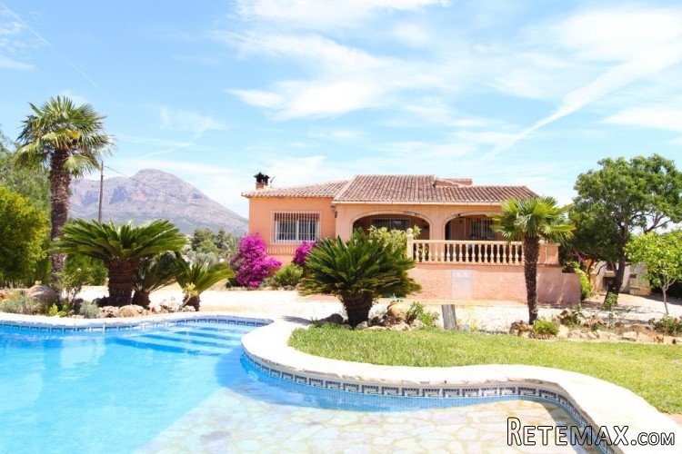 This Villa is located in a quiet area of Javea near the..