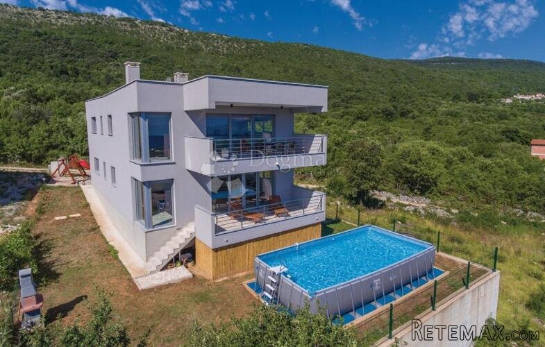 SAMOSTOJEĆA KUĆA SA 2 LUKSUZNA STANA, POGLED MORE! LABIN, OK