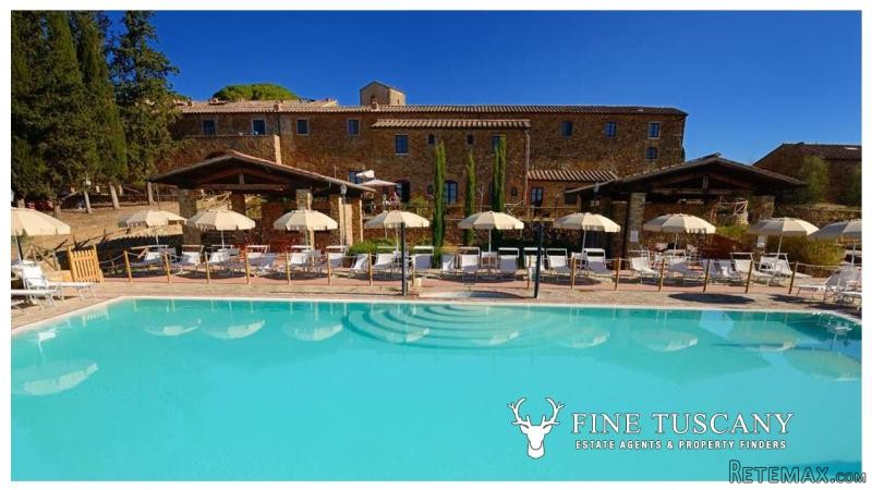 1 bedroom property for sale in Tuscany..