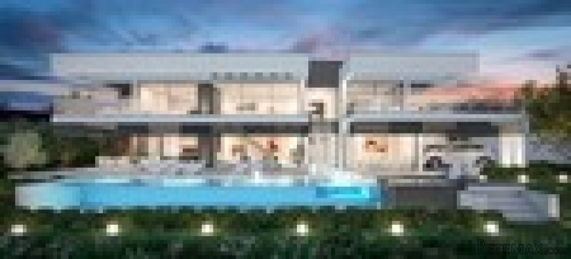 5 Bedrooms - Villa - Malaga - For Sale
