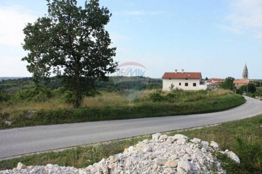 TRVIŽ - 1.428 m2 građevinsko zemljište u cijelosti - 3
