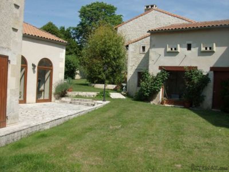 Exceptional Stone Property With Guest..