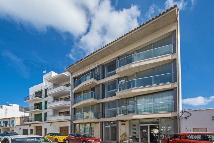 Lovely new apartment for sale in the center of Puerto..