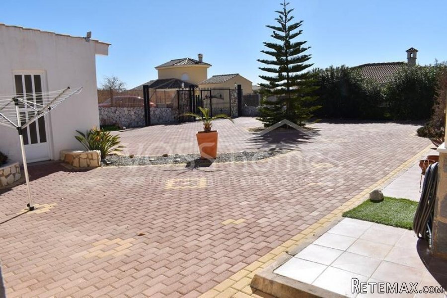 RESERVED/SALE AGREED MARCH 2022 WITH VOSS HOMES - A very.. - 9
