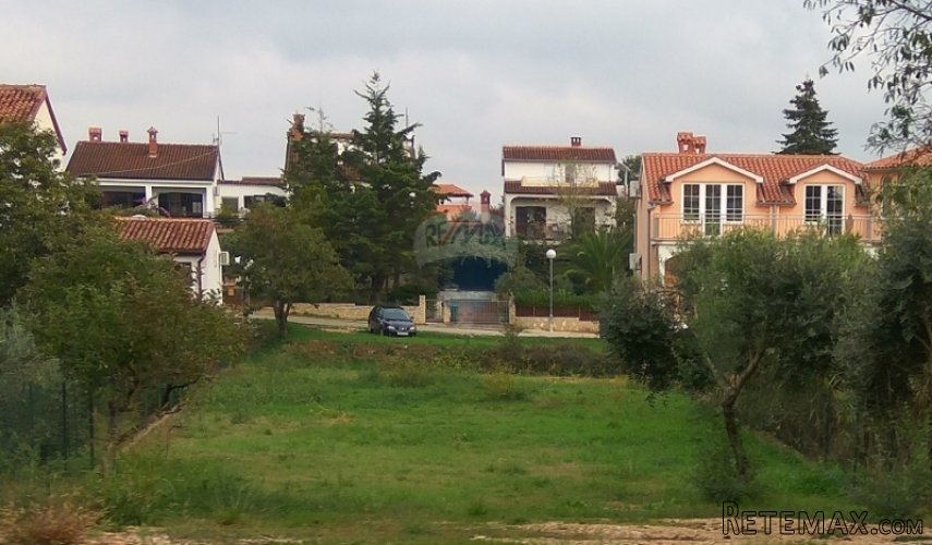ISTRA, VALBANDON, GRAĐEVINSKO ZEMLJIŠTE NA ODLIČNOJ LOKACIJI - 4