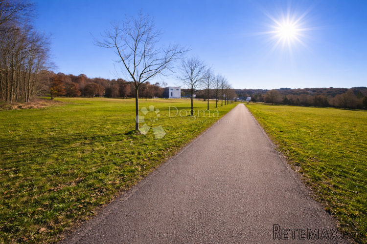 Građevinsko zemljište mješovite namjene - okolica Pazina - 2