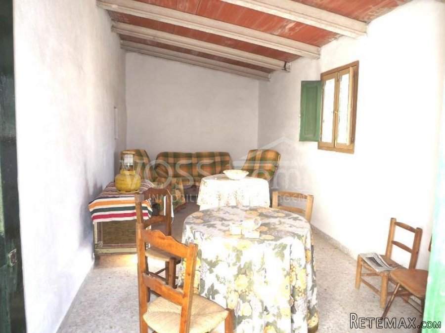 A lovely, traditionally, Spanish part reformed village.. - 4