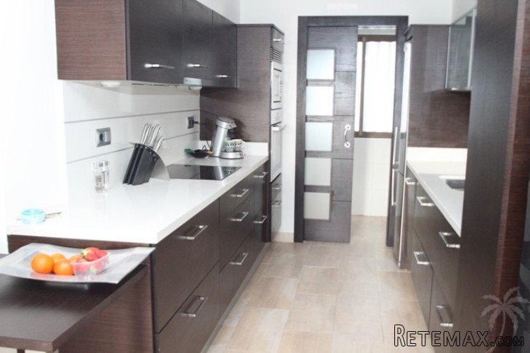 Very luxurious three room apartment within walking distance.. - 4