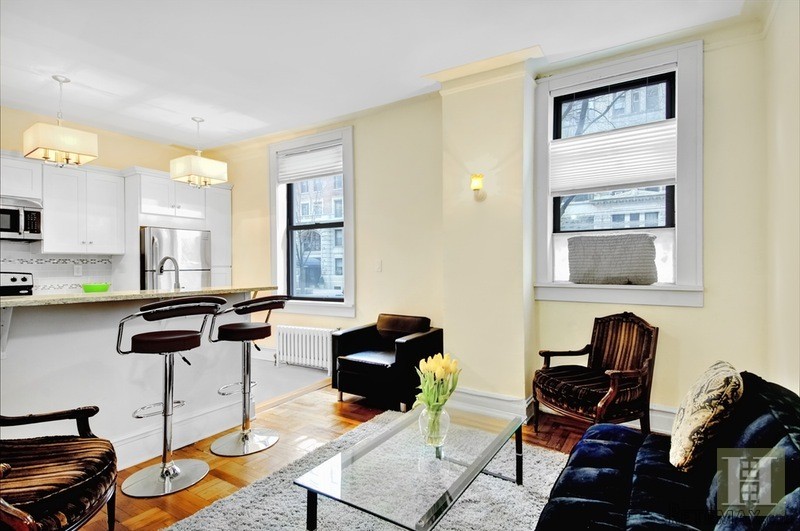 2 bedroom Apartment For Sale: 514 WEST..