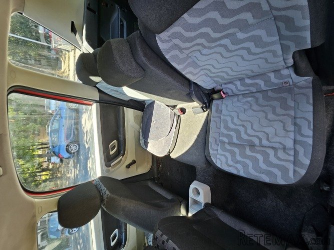Škoda Roomster - 8