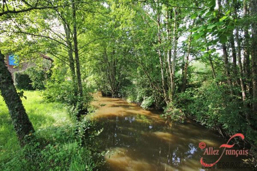 Rochechouart (Haute Vienne) - Rare opportunity to acquire this.. - 9