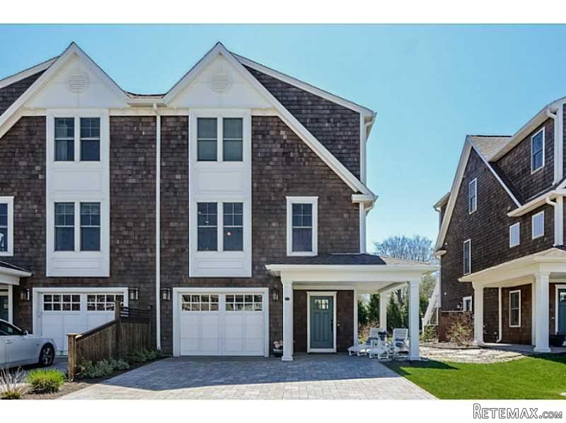 3 bedroom Flat For Sale: Rhode Island..