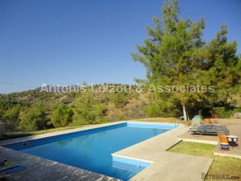 Four Bedroom Detached House in Gourri