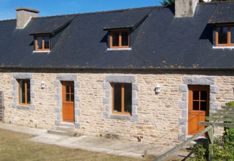 Stunningly Attractive Longere Property