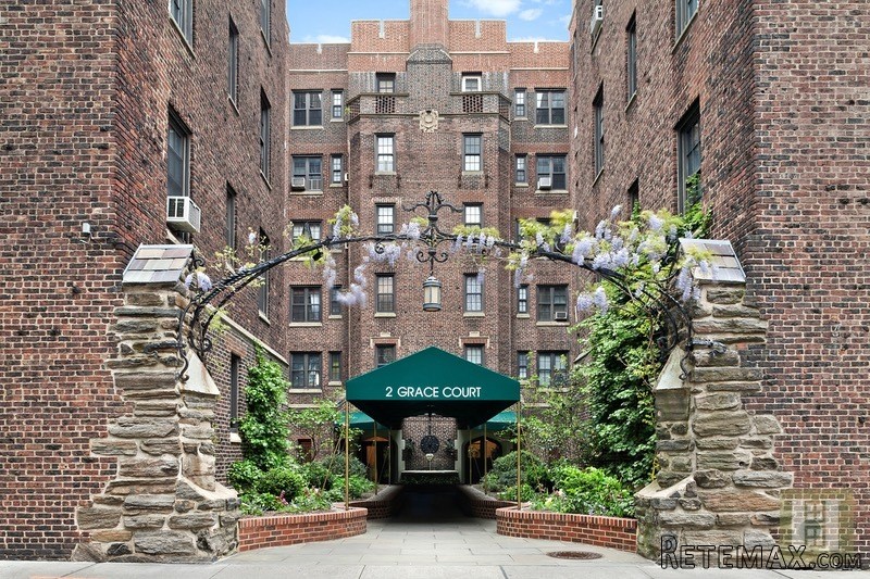 1 bedroom Apartment For Sale: 2 GRACE..