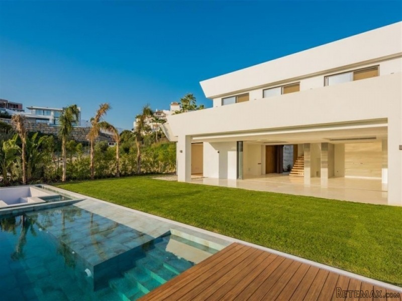 New 5 Bedroom Villa For Sale In La.. - 2