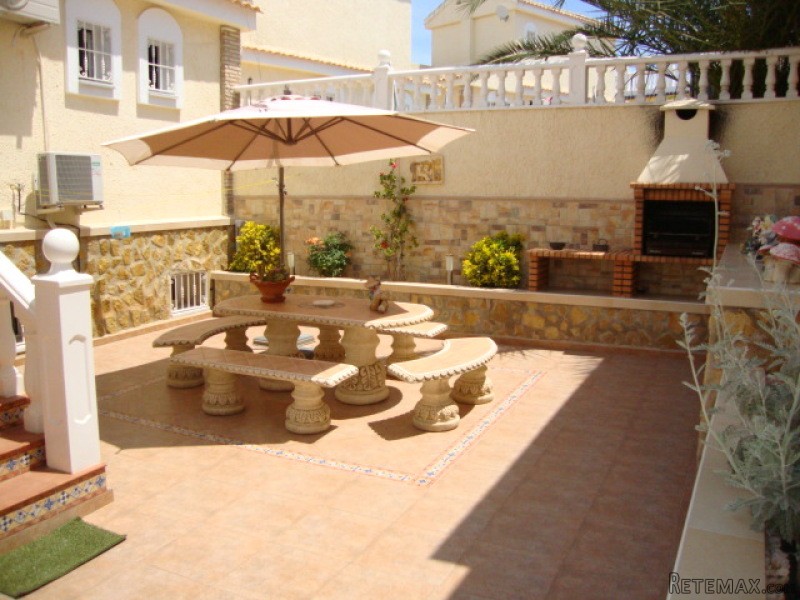 4 Bedrooms - Villa - Alicante - For Sale - 2