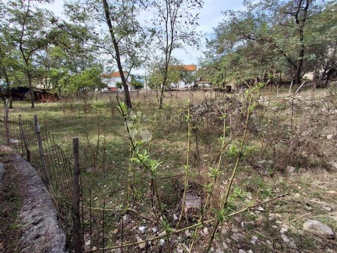 Građevinski teren u Supetarskoj Drazi
