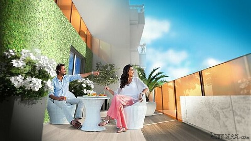 3 BED DUPLEX APT - 50 METRES FROM LA.. - 2