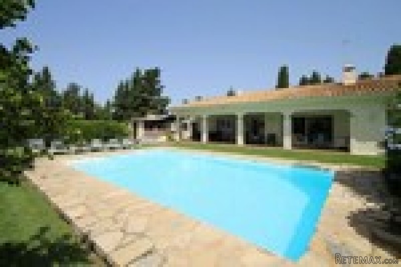 4 Bedrooms - Villa - Malaga - For Sale