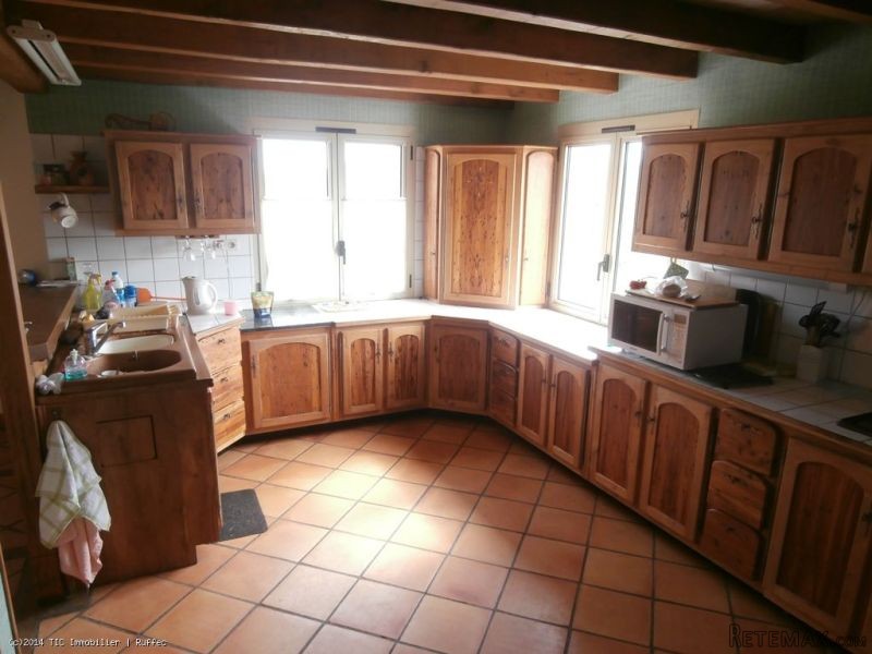 Modern 4 Bedroomed House Close To Ruffec - 2