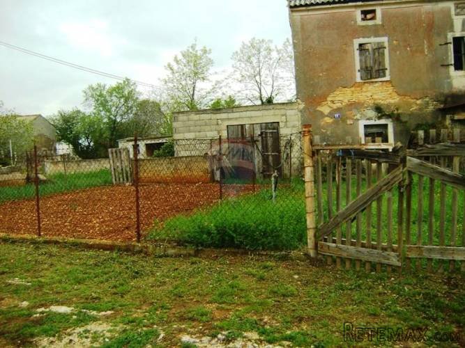 Stara Istarska sa okućnicom - 2