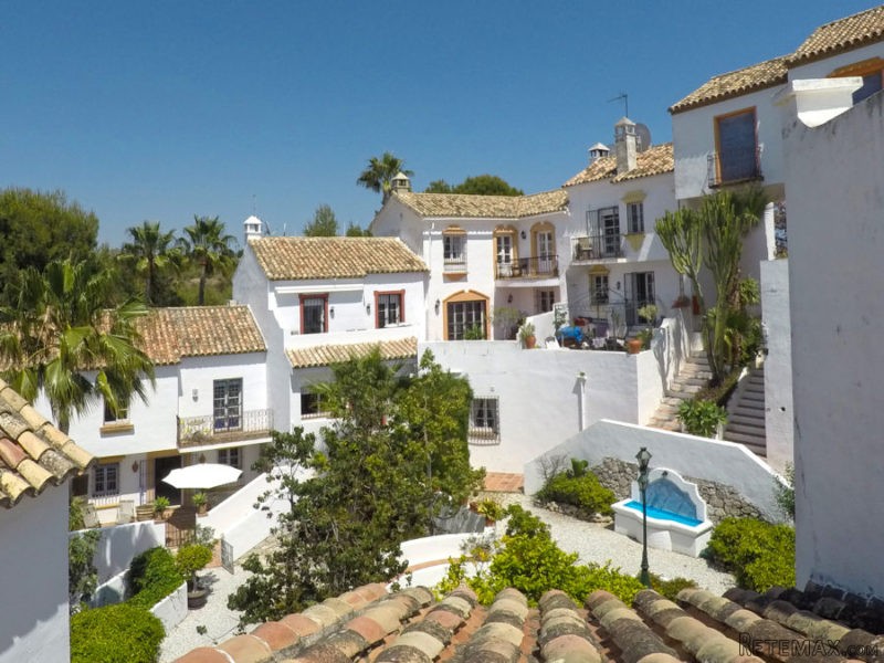 Character Townhouse For Sale In Cabopino - 2