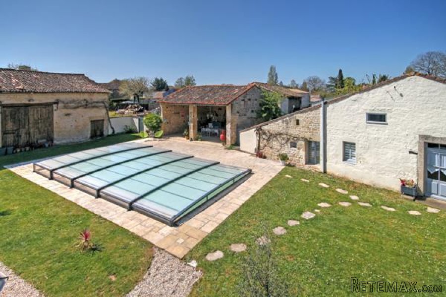 Melleran (79) - EXCLUSIVE. Immaculate detached farmhouse.. - 2