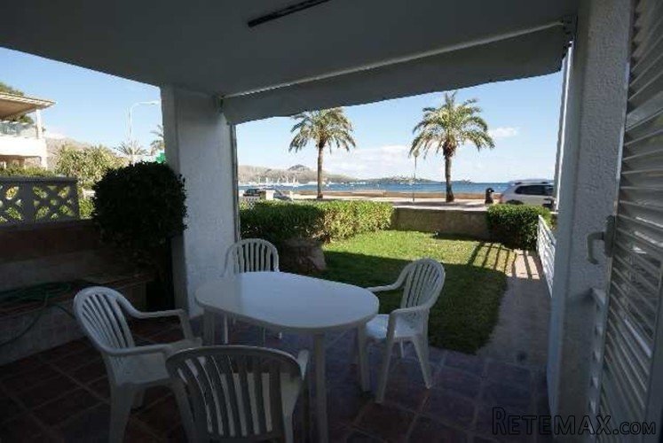 Duplex on the seafront. 4- double bedrooms, (1- suite) 3-.. - 3