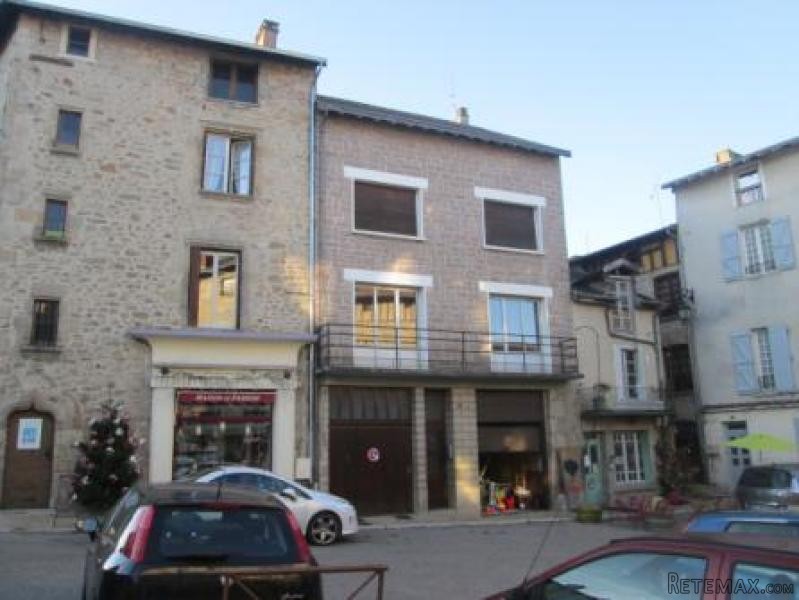 House Bang in the Centre of Village