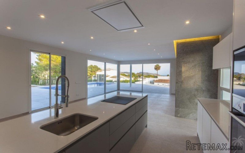 Modern villa with a built area of 177 m2 that consists of a.. - 3