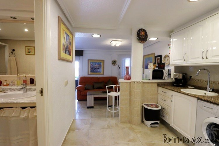 Beautiful first line, ground floor apartment for sale.. - 5